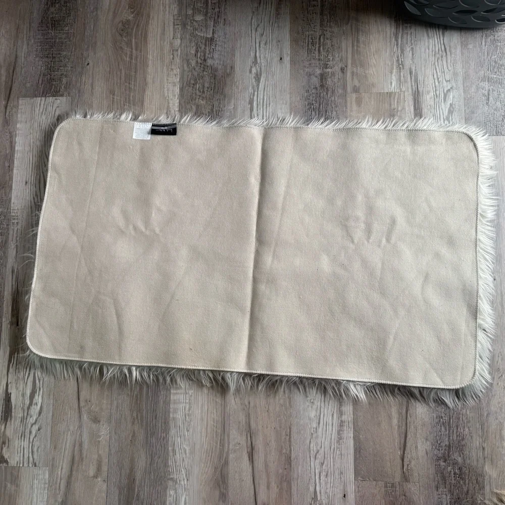 Nicole Miller Gray Faux Fur Decorative Accent Rug Set Of Two